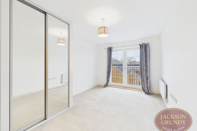 33, Deerhurst Road, Daventry photo 3