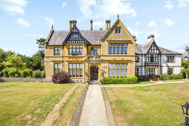 Thumbnail Flat for sale in Flat 2, Fosseway House, Stow-On-The-Wold, Gloucestershire