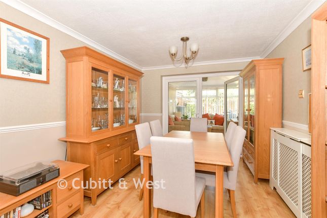 31, Woburn Road, Crawley photo 4