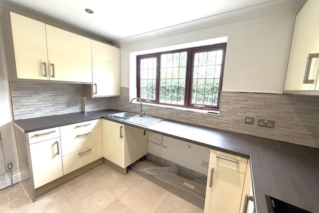 11, Marston Walk, Normanton photo 3