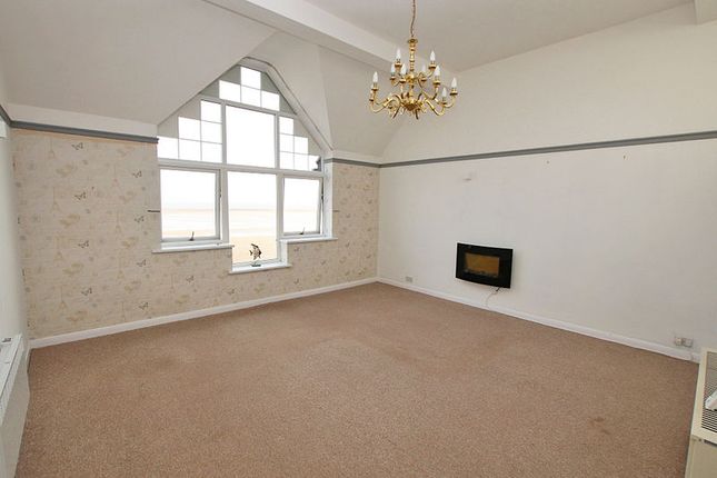 6, Kingsway Court, Cleethorpes photo 2