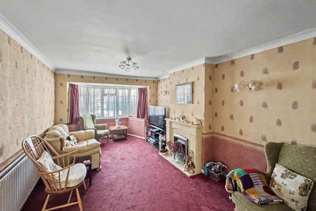16, Poyntell Crescent, Chislehurst photo 2