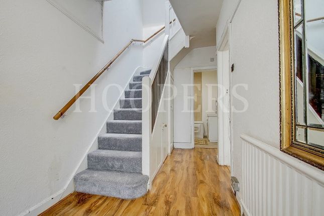 40, Clifford Way, London photo 2