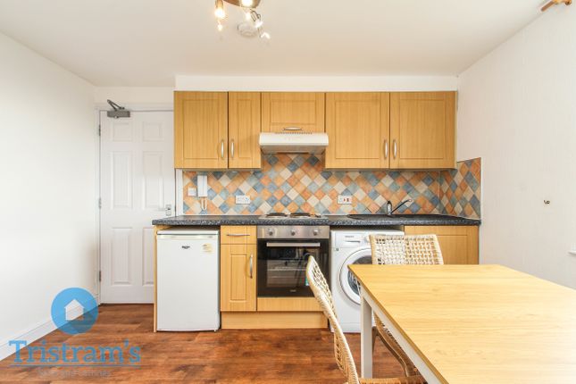 71 The New Alexandra Court, Woodborough Road, Express Sales And Lettings photo 4