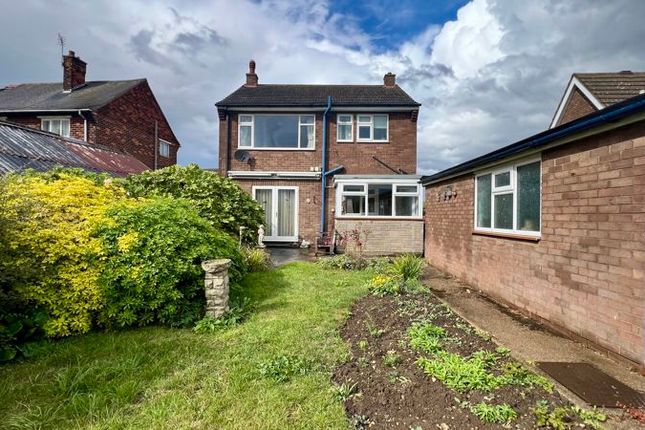 45, Cliff Avenue, Scunthorpe photo 2