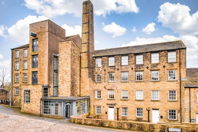 Flat for sale in Upper Sunny Bank Mews, Meltham