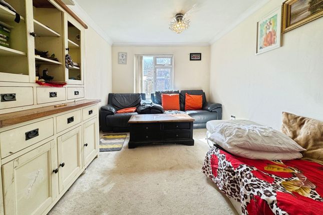 35 Newby Acre, Marlborough photo 3