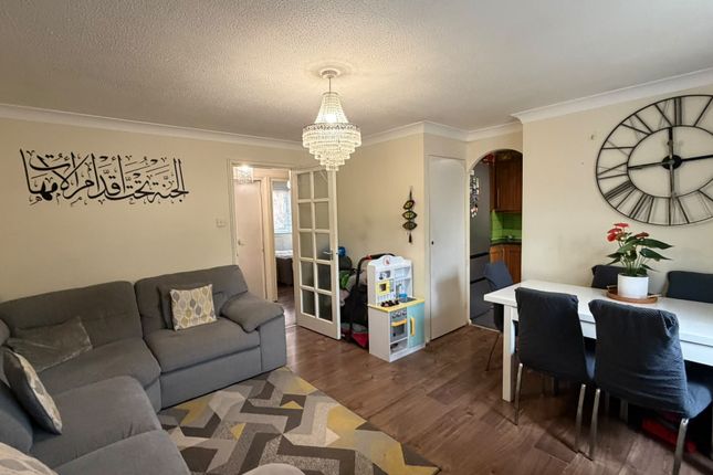 136, Streamside Close, Edmonton photo 3