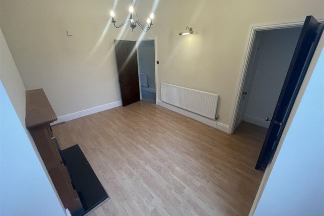 35, Byrom Street, Cheshire photo 5