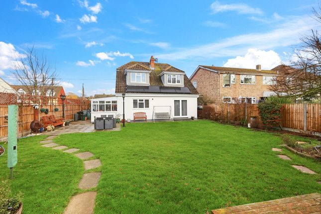 213, Pound Lane, Bowers Gifford photo 4