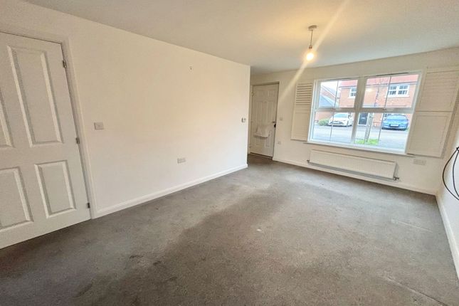 10 Crouch Road,Dickensgate, Off Marden Road, Staplehurst photo 2