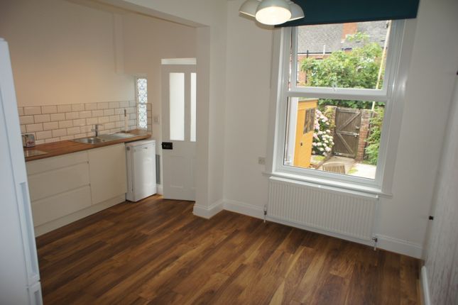 24, Stuart Road, Exeter photo 4