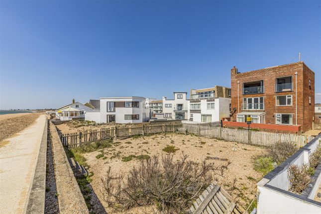 Thumbnail Flat for sale in Bembridge Drive, Hayling Island