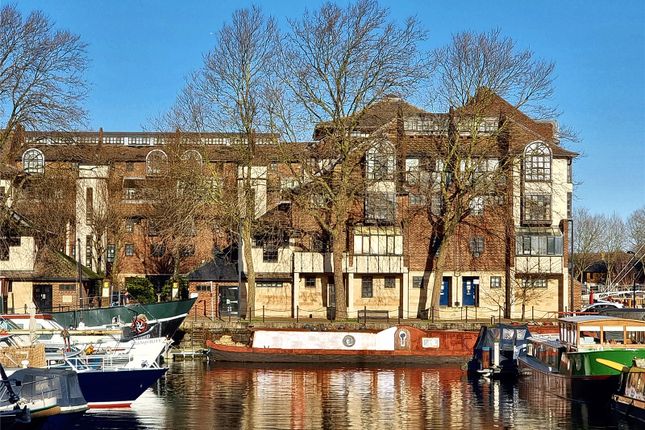 Thumbnail End terrace house for sale in Swedish Quays, Rope Street, Surrey Docks