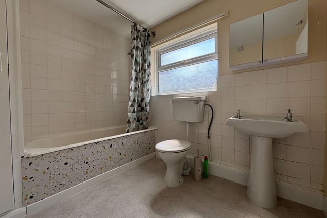26, Melrose Road, Gainsborough photo 3