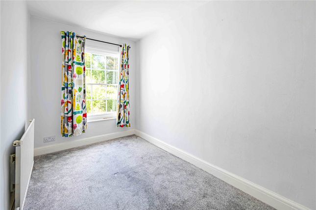8, Grosvenor Terrace, Hertfordshire photo 4