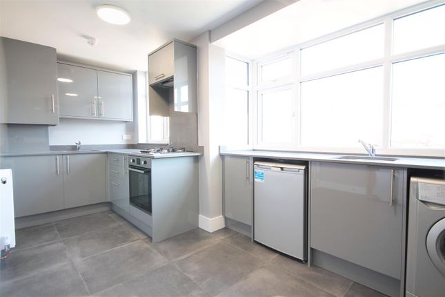 Room 5, 40, Waltham Drive, Edgware photo 5