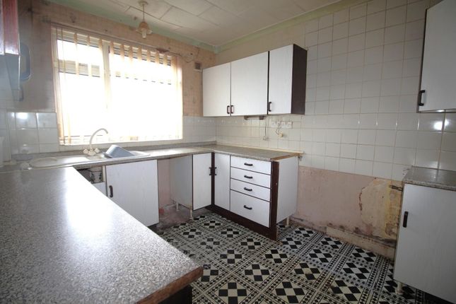 Thumbnail Property for sale in Floatshall Road, Wythenshawe, Manchester