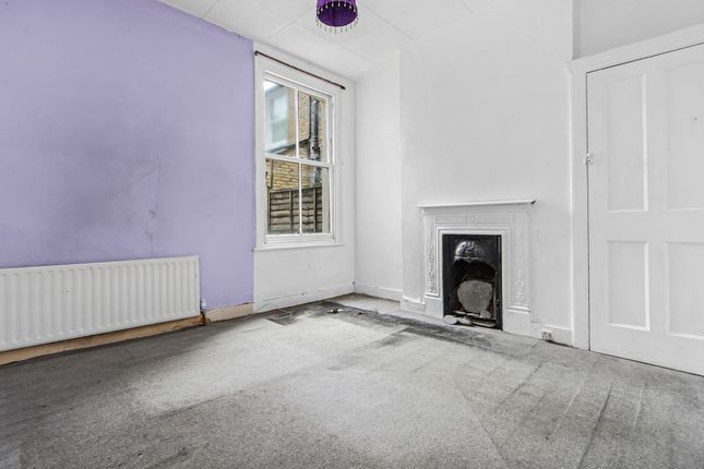 17, Midmoor Road, London photo 3