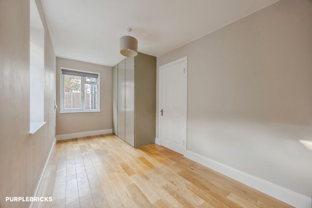 7/The Beeches, 9 Blunt Road, South Croydon photo 4