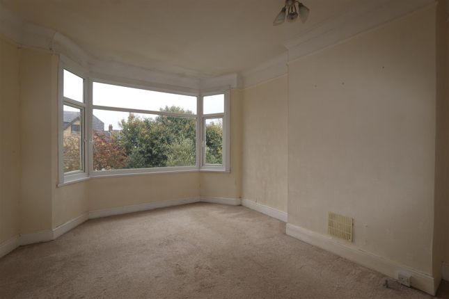 Flat to rent in Westminster Drive, Westcliff-On-Sea