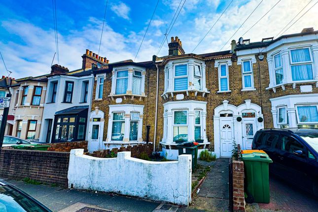 Thumbnail Terraced house for sale in Sheringham Avenue, London