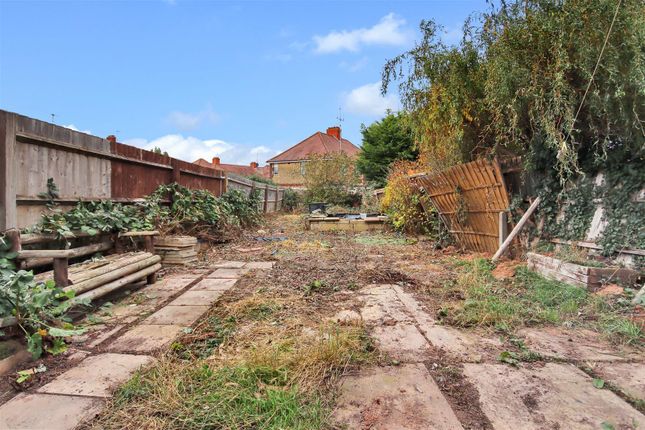 160, Highfield Road, Rushden photo 3