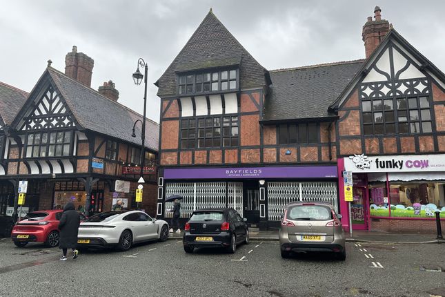 Retail premises to let in St. Werburgh Street, Chester