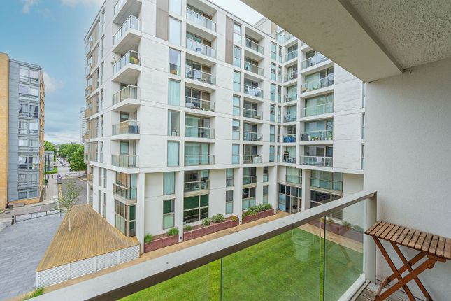 Denison House, Canary Wharf photo 4