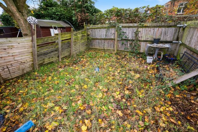 41 Pasteur Close, London photo 5