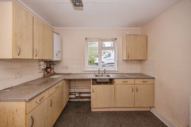 Flat 1, Park View, 15, Durrants Road, Hampshire photo 2
