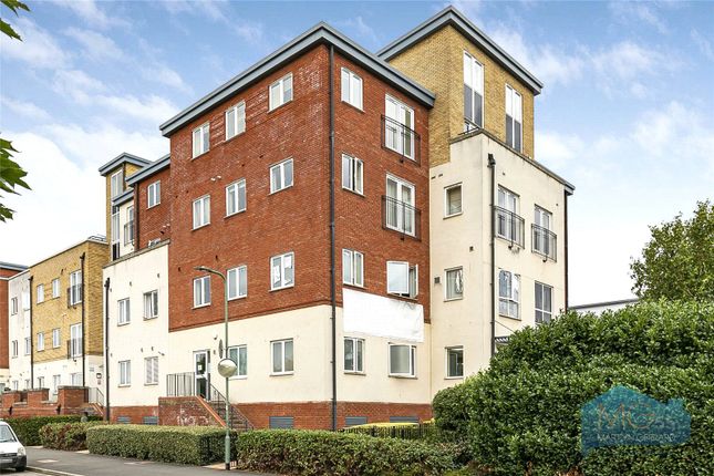 Thumbnail Flat to rent in Paveley Court, 30 Langstone Way, Mill Hill, London