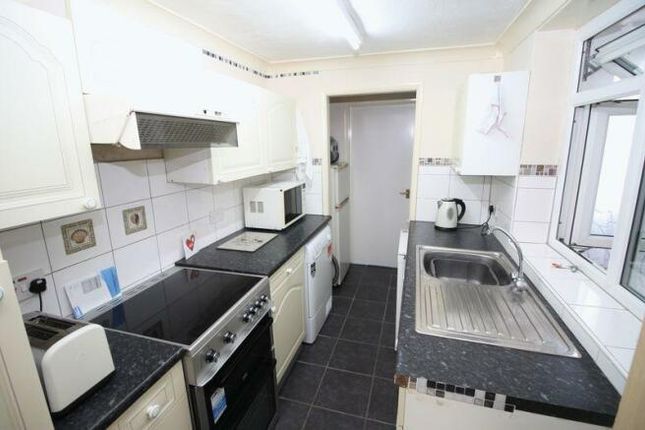 25, Myrtle Street, Middlesbrough photo 3