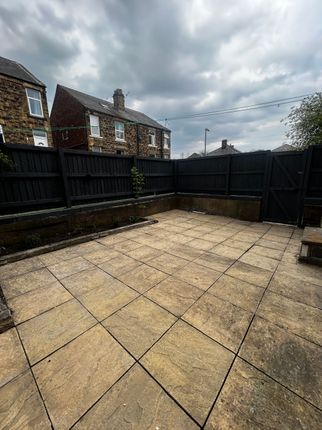 5 Colbeck Avenue, Batley photo 2