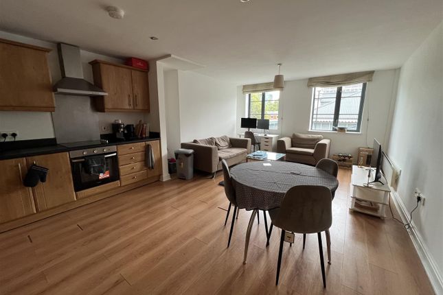Apt. 8, 2, Southern Street, Manchester photo 2