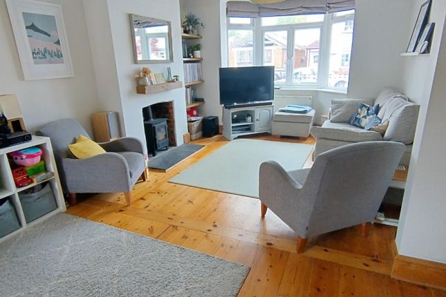 6, Chamberlayne Road, Southampton photo 4