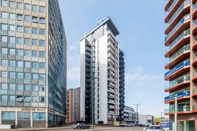 Flat for sale in Thomas York House, Woolwich, London