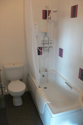 Town house to rent in Burford Road, Nottingham