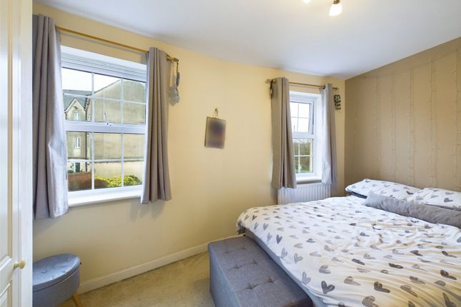 Flat for sale in Watermint Drive, Tuffley, Gloucester, Gloucestershire