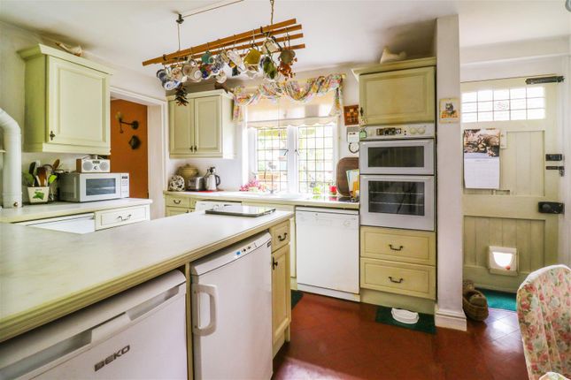Cottage for sale in Cheveley Park, Cheveley, Newmarket