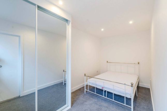 Thumbnail Flat to rent in Belsize Road, South Hampstead, London