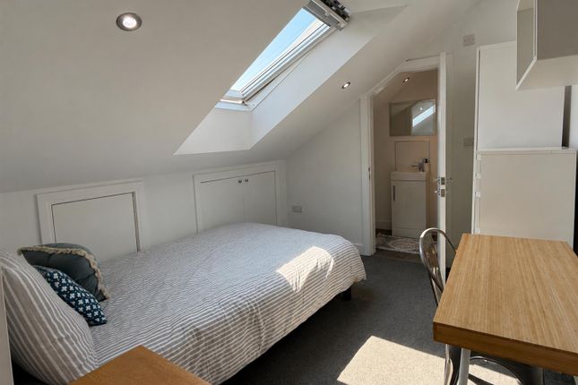 2b, Charnwood Grove, Nottingham photo 4
