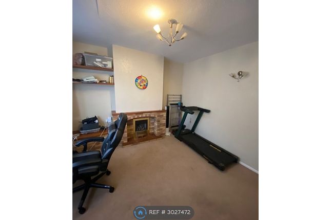 Uplands Road, Oadby, Leicester photo 4