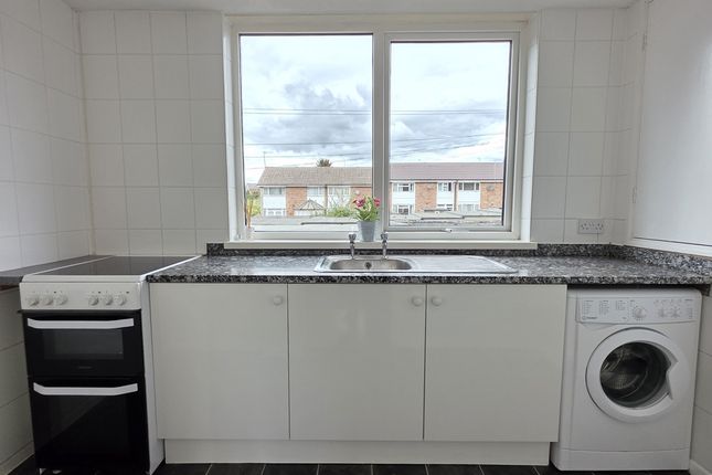 8, Horsewell, Southam photo 3