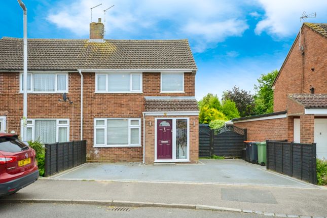 Thumbnail Semi-detached house for sale in Brandreth Avenue, Dunstable