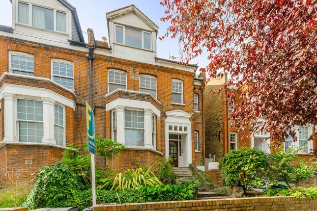 Park Avenue, N22, Wood Green photo 2