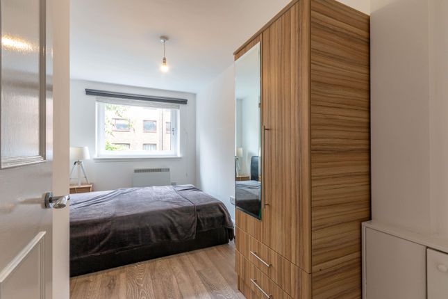 St Leonards Street, Edinburgh, EH8, Edinburgh photo 4