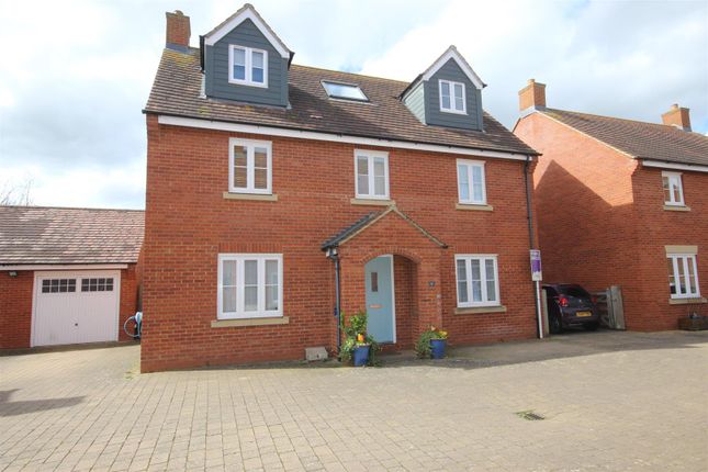 Thumbnail Property for sale in Swan Road, Wixams, Bedford