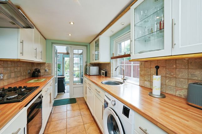 81, Lower Road, Dover photo 4