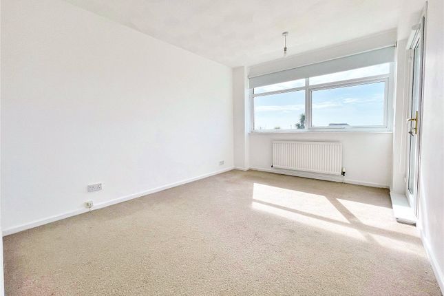 Flat for sale in West Parade, Worthing, West Sussex